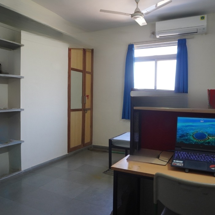 AC Room / Non AC Room for Boys